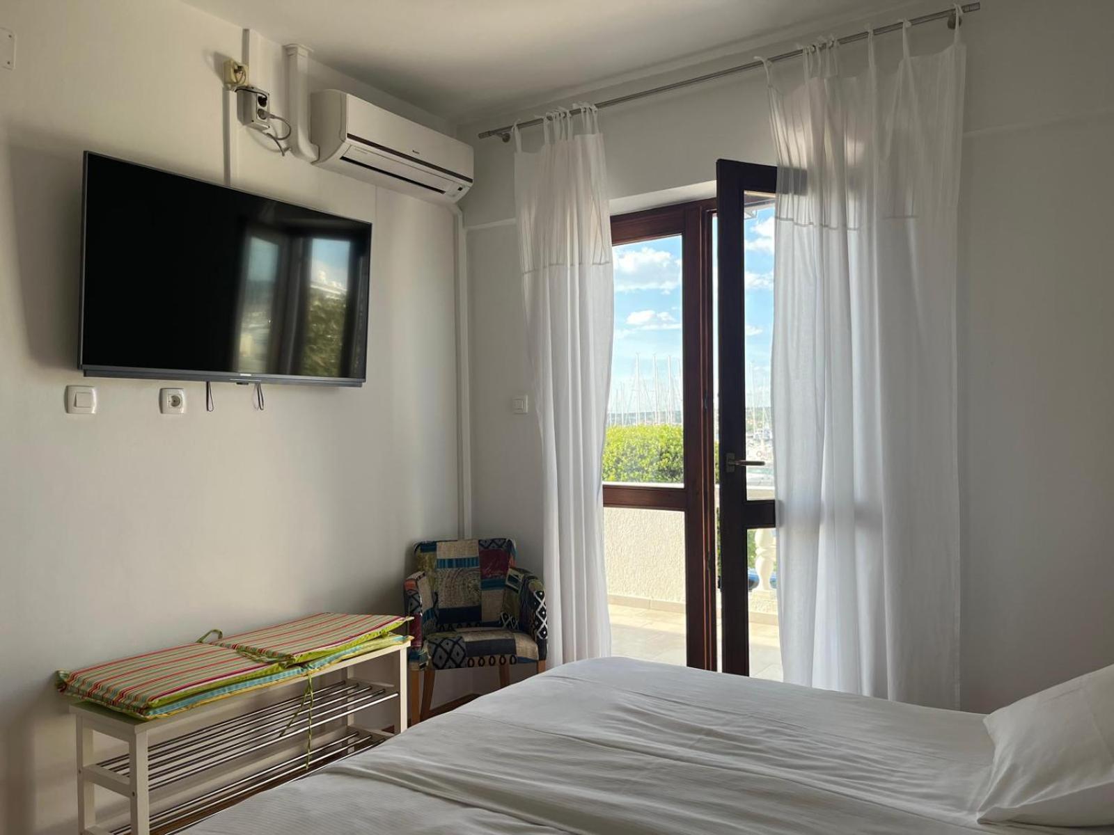 Room Novakovic Biograd Na Moru Exterior photo